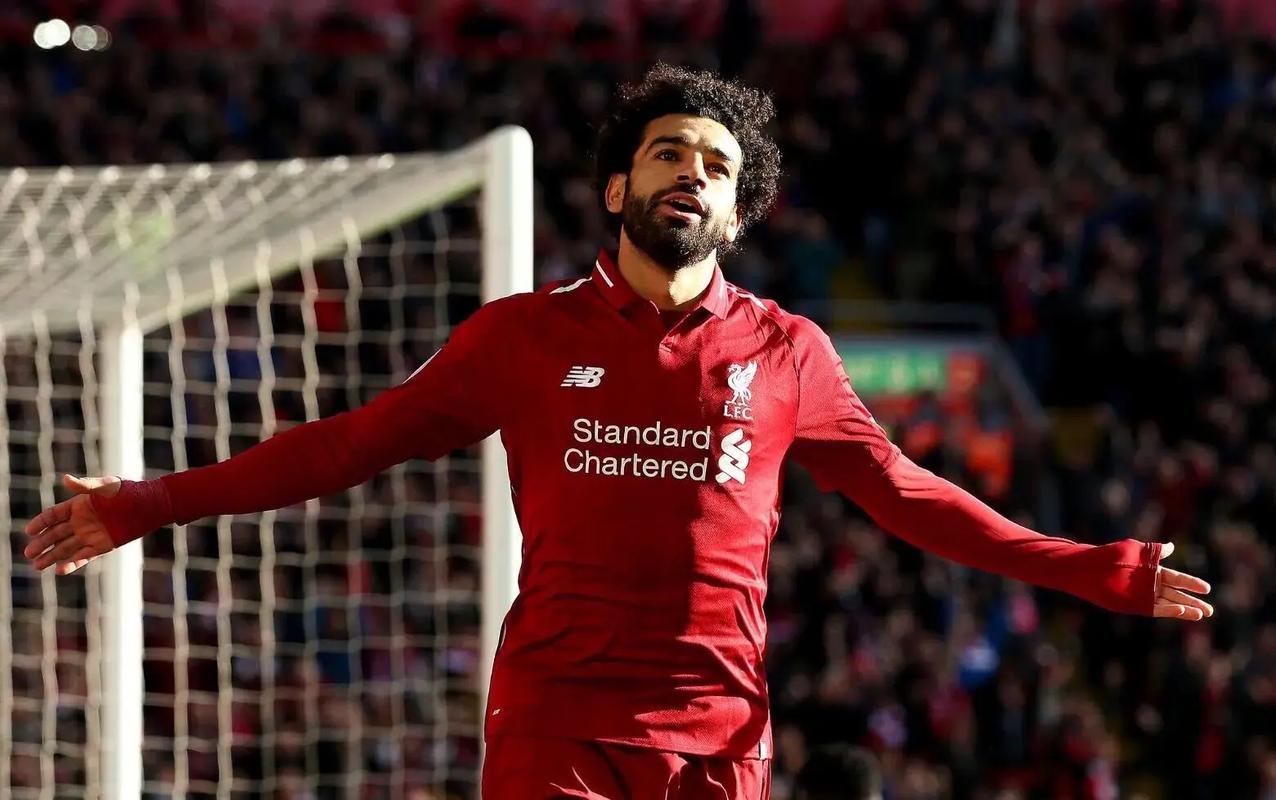 意大利上一场参加世界杯的首发11人：6人已退役，2人无球队