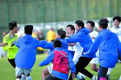 绿茵传承，足球主题文化展“十五运”站在广东美术馆开幕