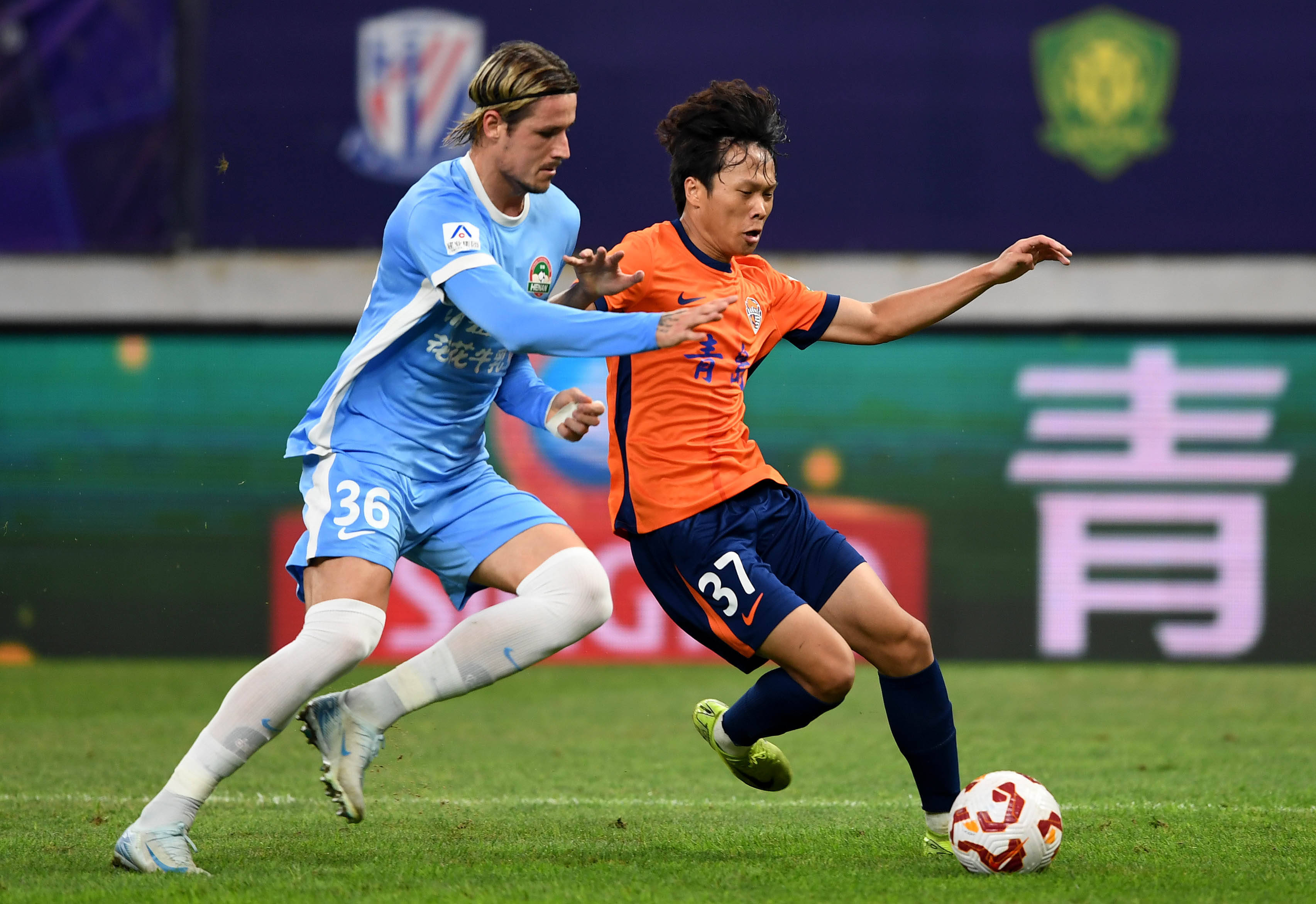 梅里诺：我努力适应了9号位；为小将们感到非常骄傲