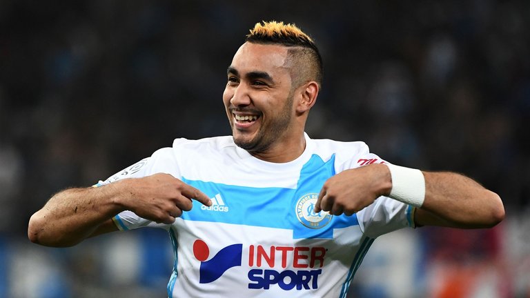 英超前瞻：狼队新帅上任三把火，水晶宫连续四场不败（英超前瞻：狼队新帅连出三招，水晶宫持续四轮不败）