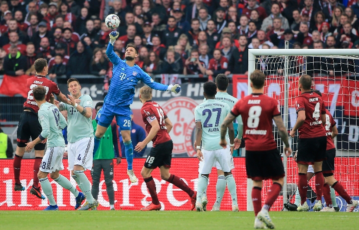 爱尔兰本轮世预赛大名单：柯林斯、凯莱赫、阿扎兹在列（爱尔兰公布本轮世预赛名单：柯林斯、凯莱赫、阿扎兹入选）