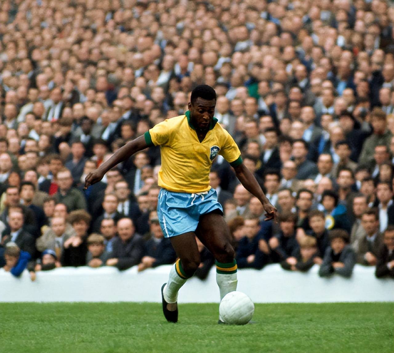 镇江开启2026苏超球员招募，要求本地身份证号或社保、学籍