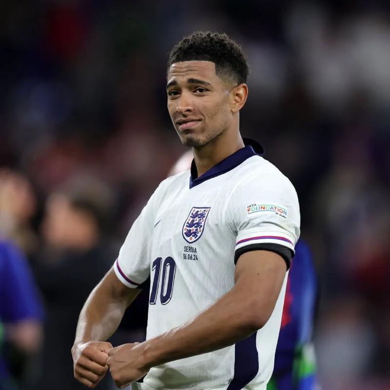 英超半场：达姆斯高、弗莱明造险，布伦特福德0-0伯恩利