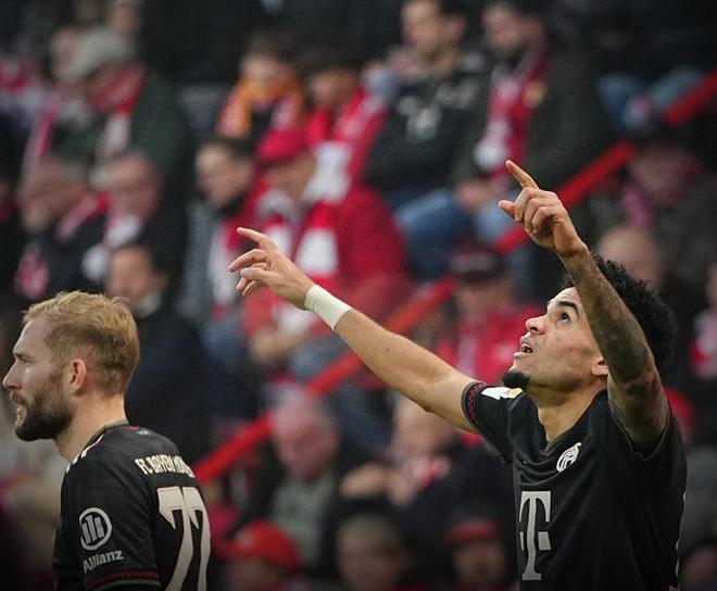 马特拉齐：罗纳尔多是梅西和C罗的结合体，我从不直接防守他