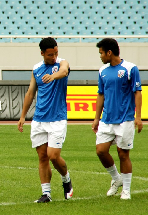 FIFA年度最佳阵容得票明细：哈兰德17分无缘，拉菲尼亚仅第5（FIFA年度最佳阵容投票详解：哈兰德17分落选，拉菲尼亚位列第5）