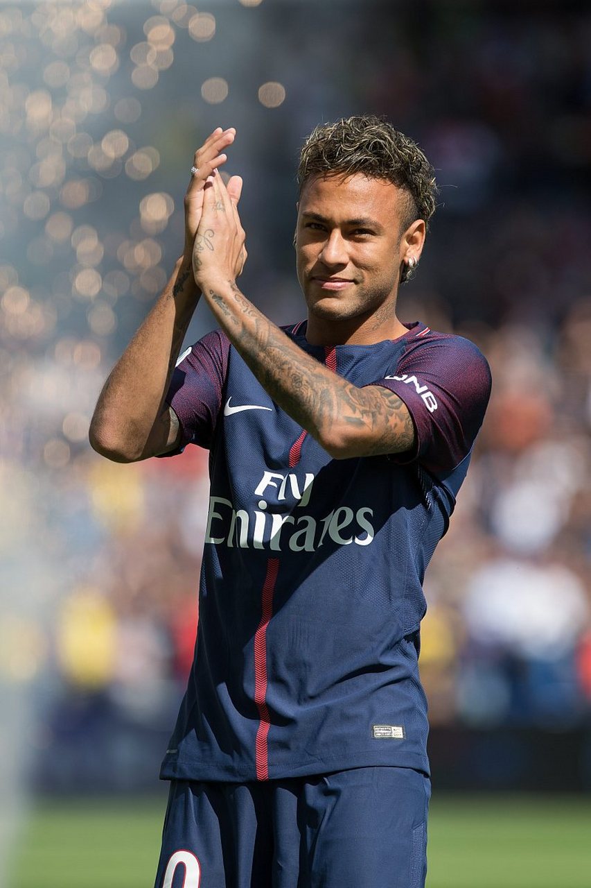 多位名宿怒批萨拉赫：他的行为会给利物浦带来麻烦，应该道歉