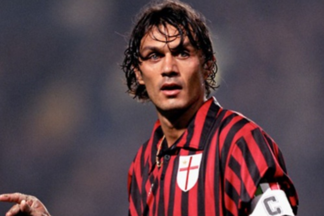 每体：巴萨接近签下埃及17岁前锋阿卜杜勒卡里姆