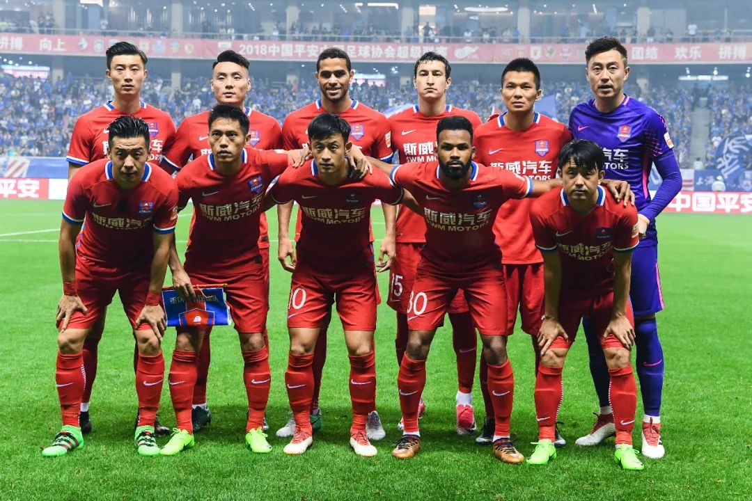 足球欧洲金童奖结果揭晓，新科得主含泪发声（欧洲金童奖揭晓，新晋得主哽咽发声）