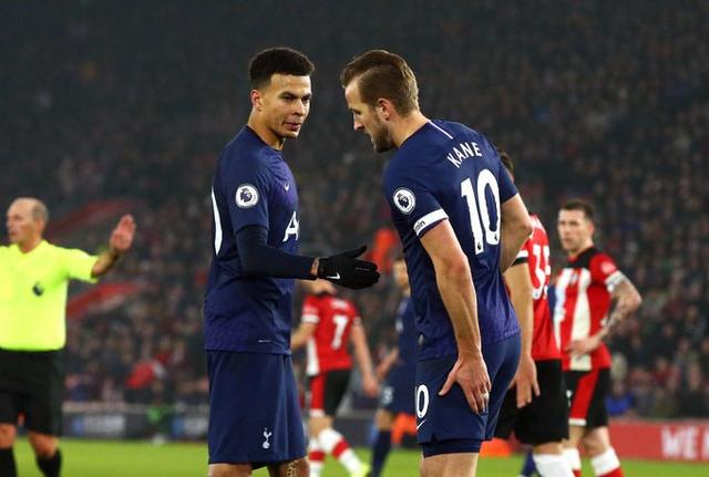 西甲半场：安东尼送助攻，鲁伊巴尔破门，贝蒂斯1-0赫塔菲（半场战报：安东尼助攻鲁伊巴尔破门，贝蒂斯暂1-0领先赫塔菲）