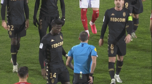 RMC：英超豪门和皇马巴萨都在关注马赛中锋罗比尼奥-瓦斯