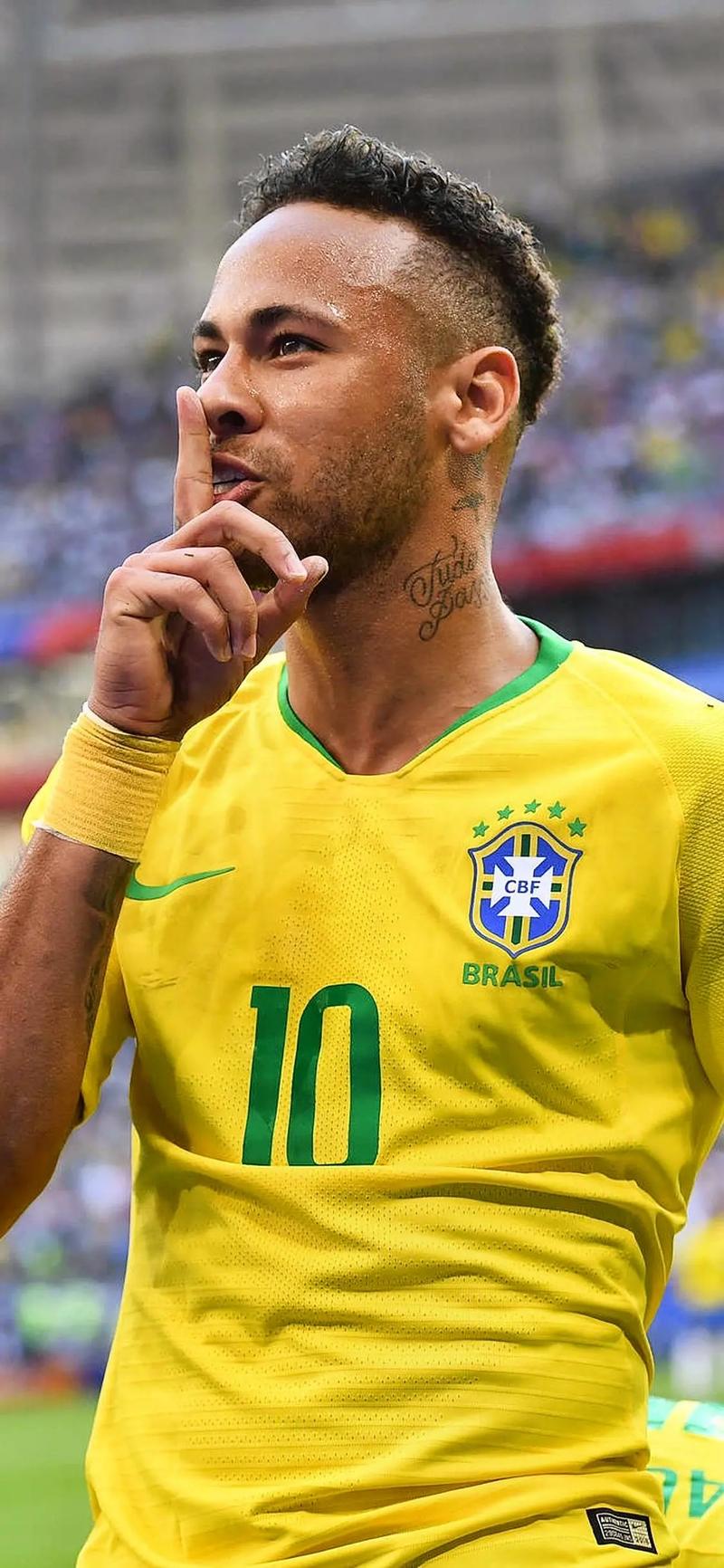 安德森：世界杯潜在首发？我只专注于踢好当下的每场比赛