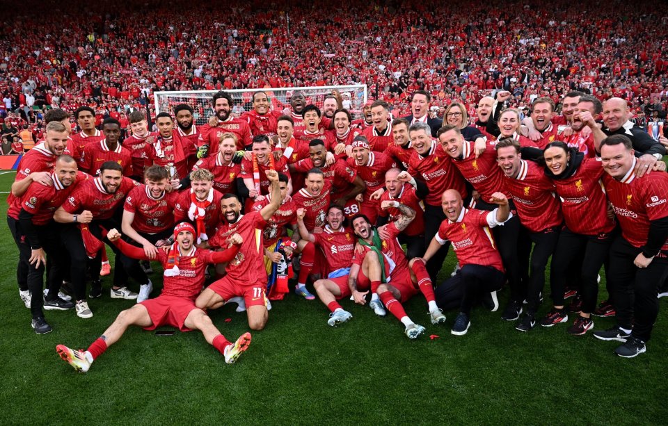 奥格斯堡vs勒沃库森：亚基奇、凯文-施洛特贝克首发，希克、霍夫曼出战